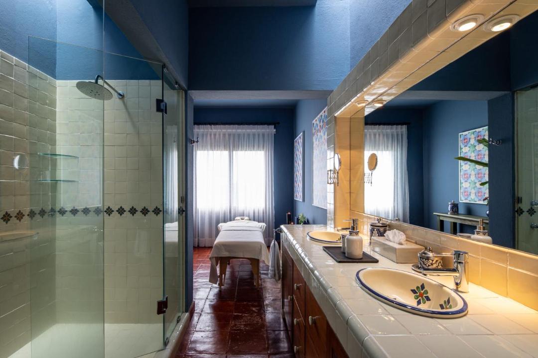 Photo of Bathroom in Balcones