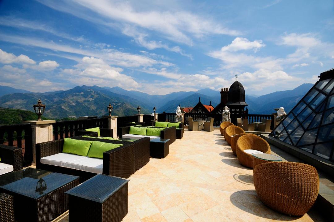 Photo of Patio Balcony in Ren'ai
