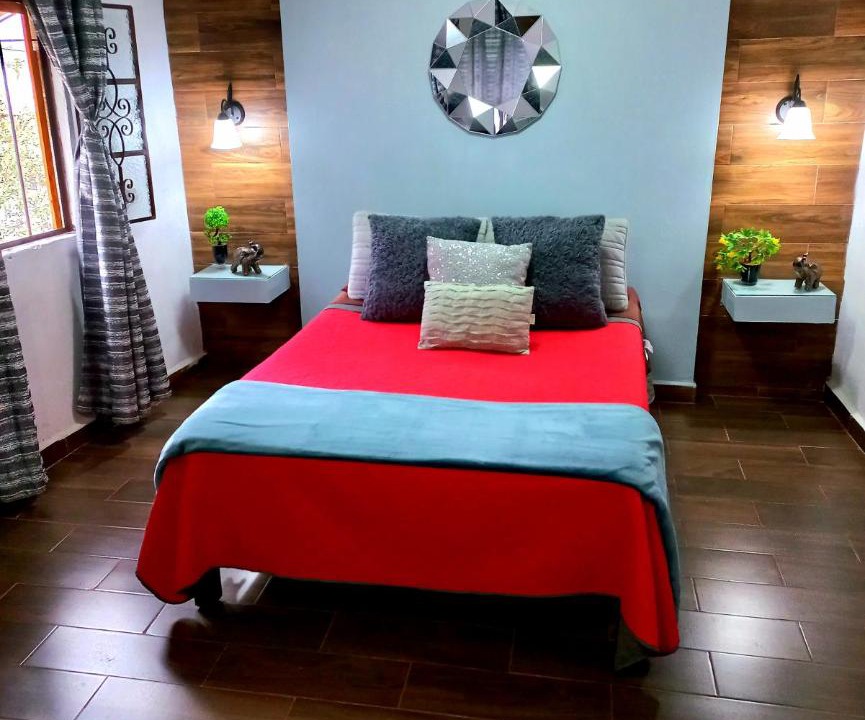 Photo of Bedroom in Taxco