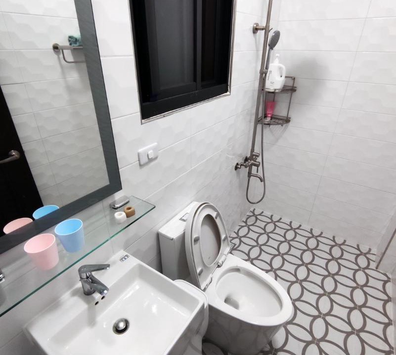 Photo of Bathroom in Linluo