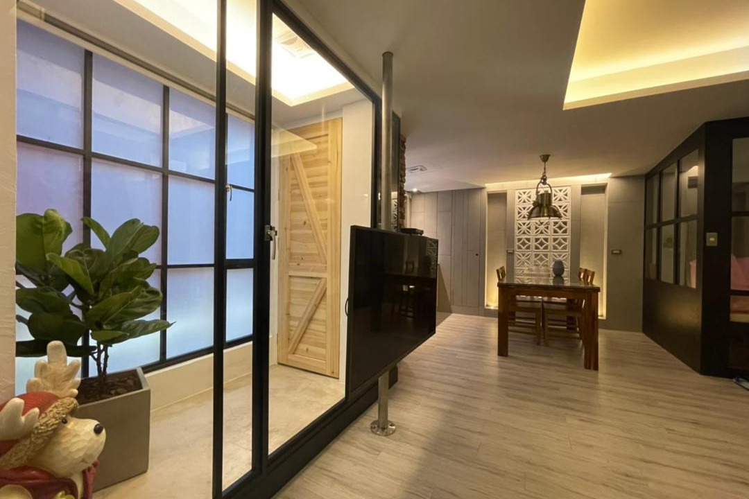 Photo of Livingroom in West Central District