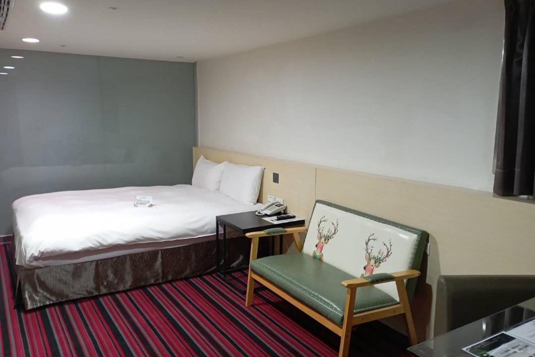 Photo of Bedroom in West District