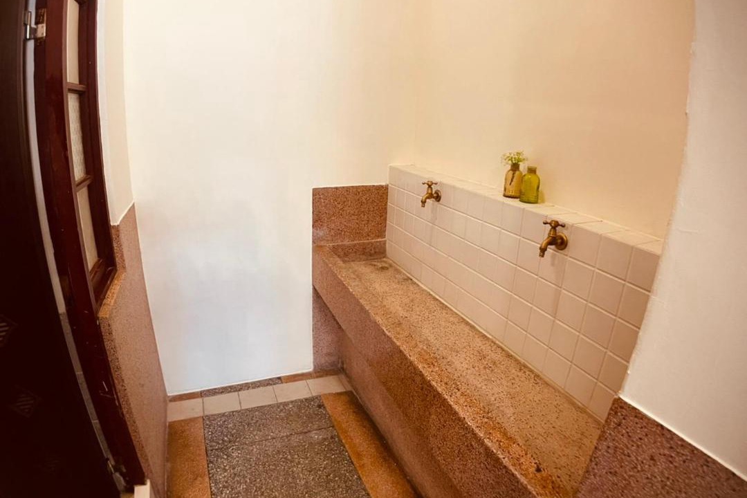Photo of Bathroom in West Central District