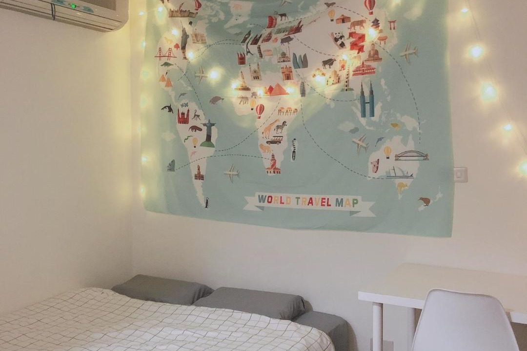Photo of Bedroom in East District