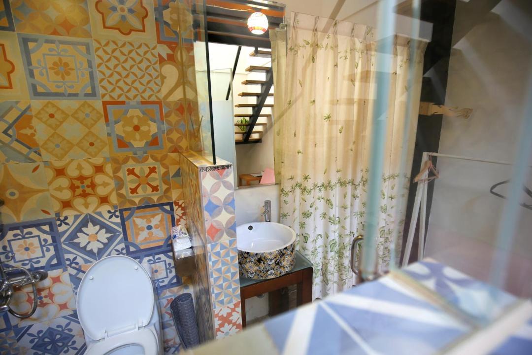 Photo of Bathroom in North District
