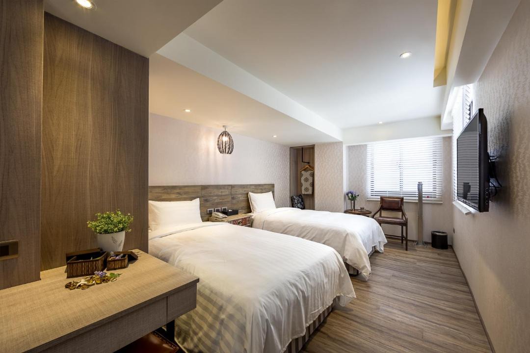 Photo of Bedroom in East District