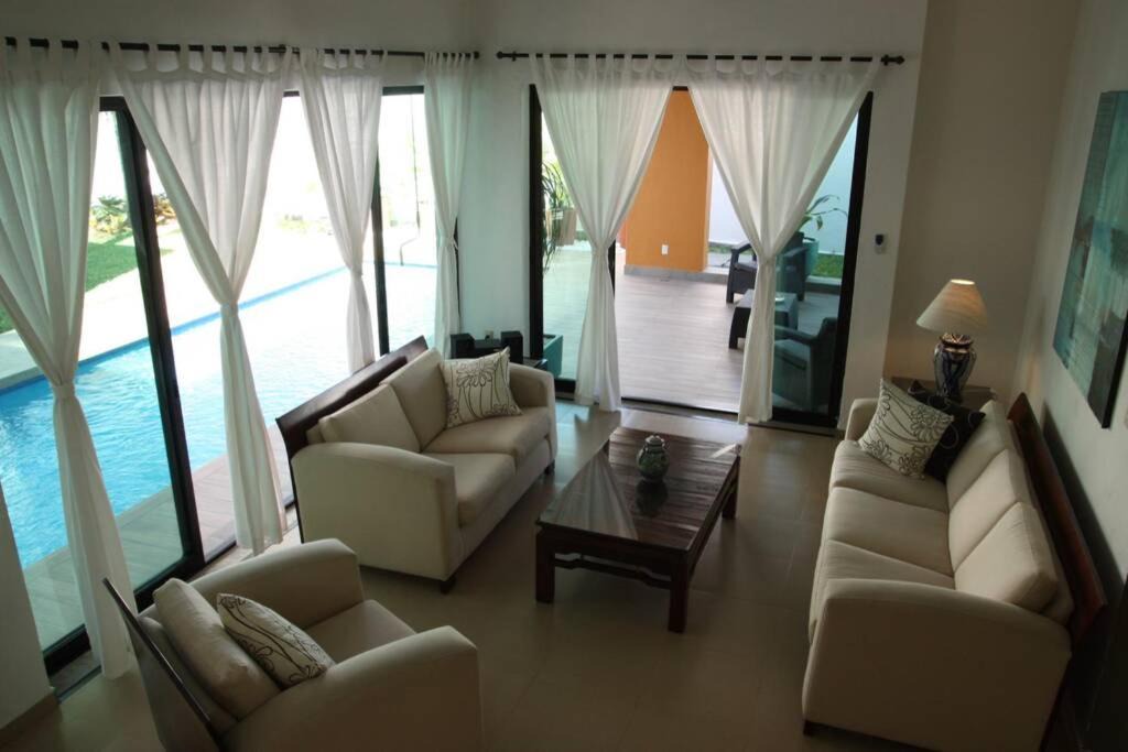 Photo of Livingroom in Colima