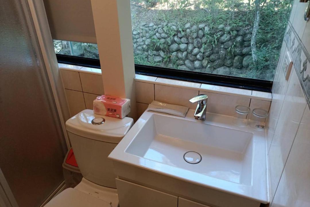 Photo of Bathroom in Dongshi District
