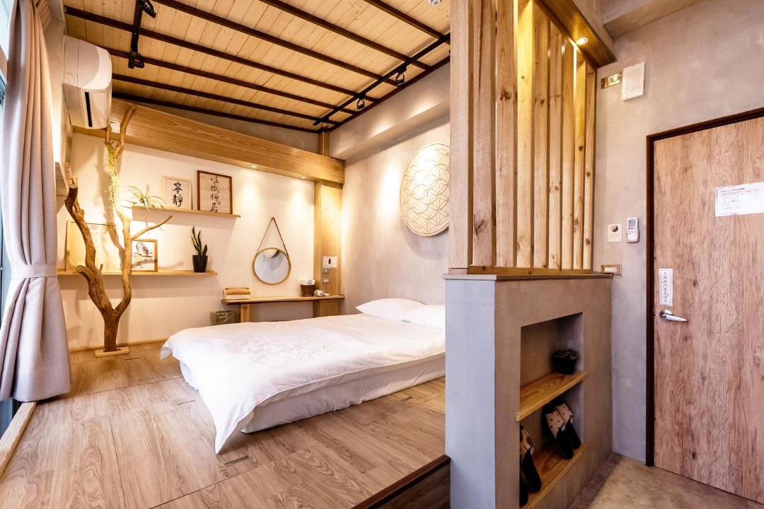 Photo of Bedroom in East District
