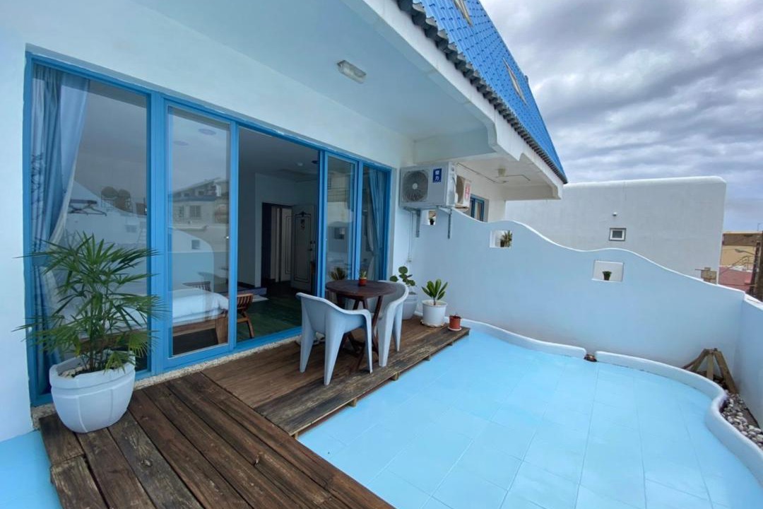 Photo of Patio Balcony in Sail Rock Beach