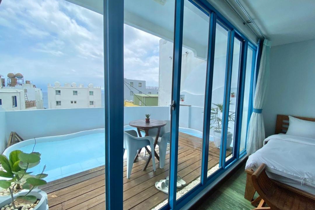 Photo of Patio Balcony in Sail Rock Beach