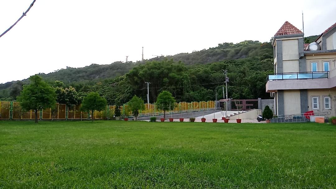 Photo of Buildings in Gangshan District