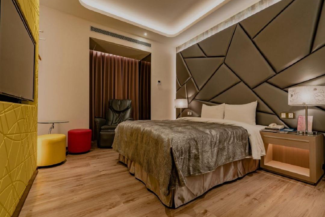 Photo of Bedroom in East District