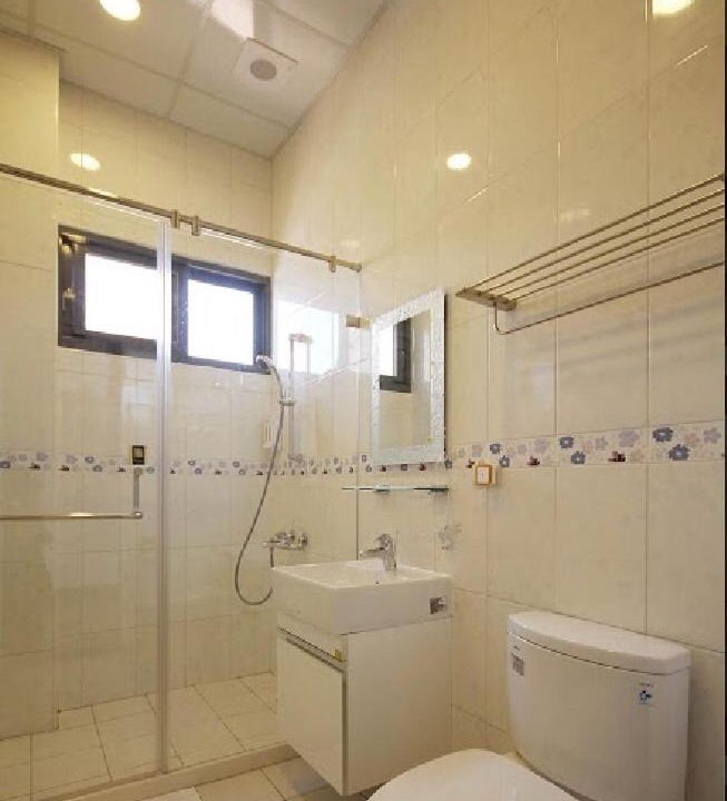Photo of Bathroom in Puli