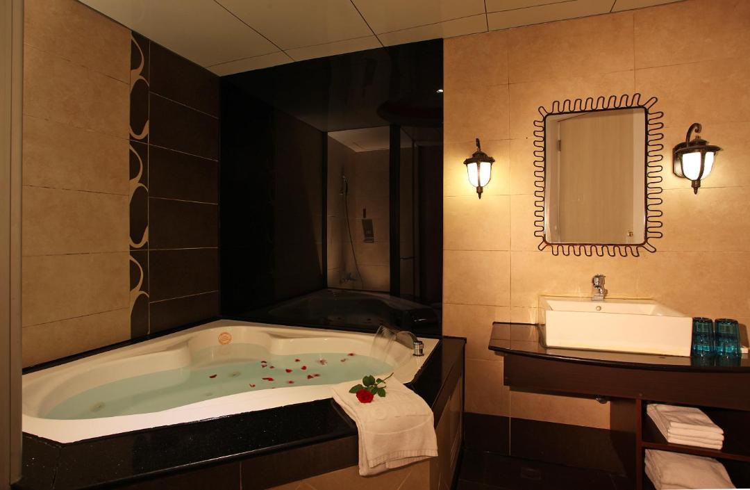 Photo of Bathroom in Xiaogang