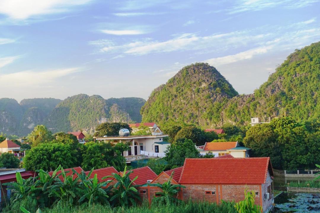 Photo of Others in Hoa Lu