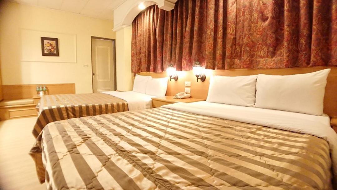Photo of Bedroom in West District