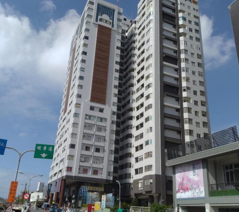 Photo of Buildings in East District