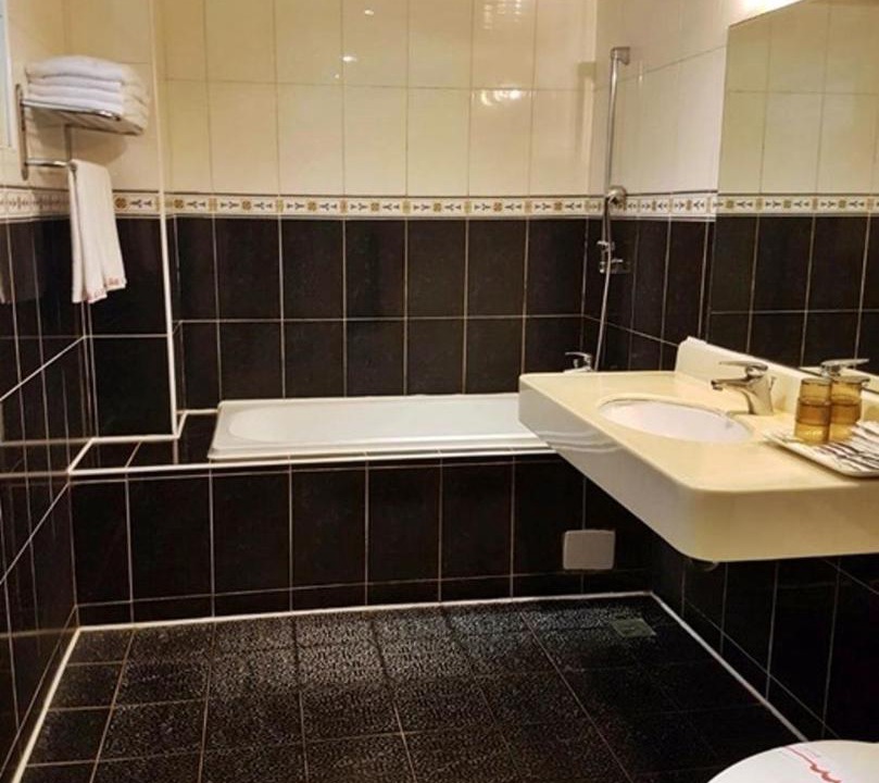 Photo of Bathroom in Sinsing District
