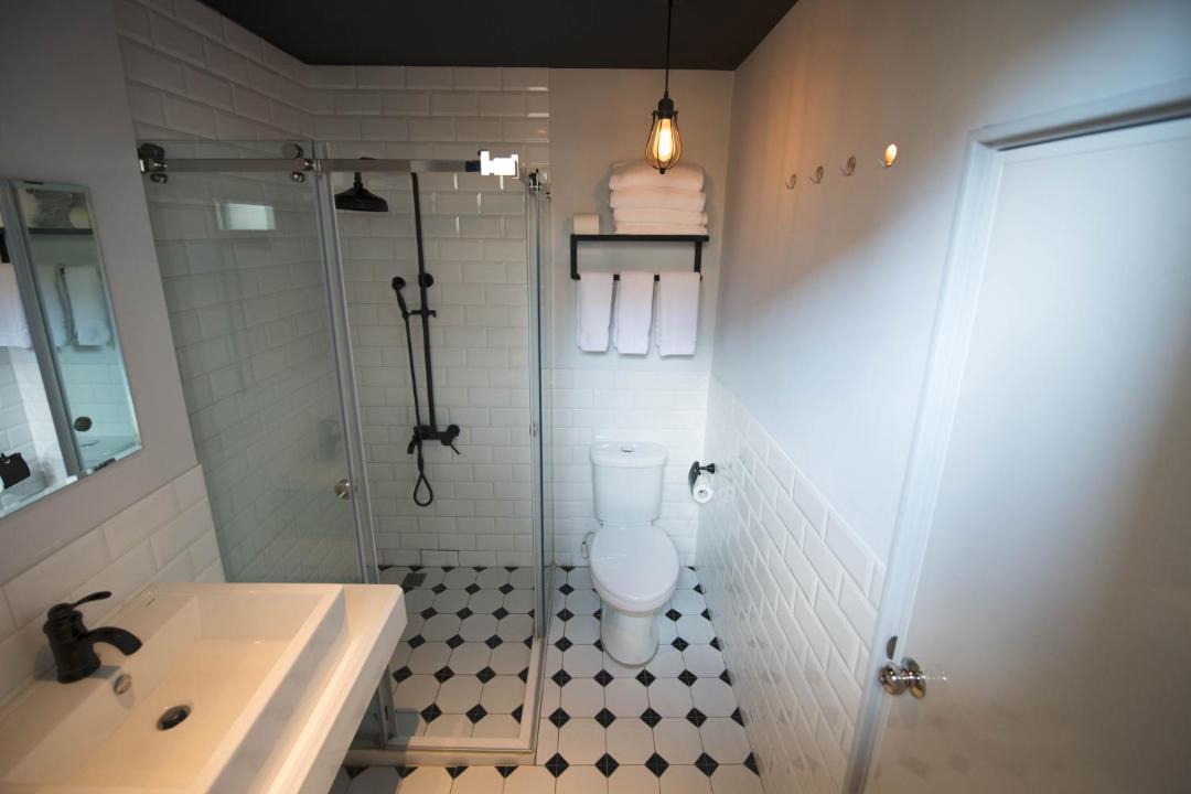 Photo of Bathroom in East District