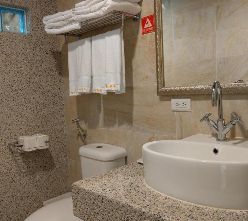 Photo of Bathroom in Jiji