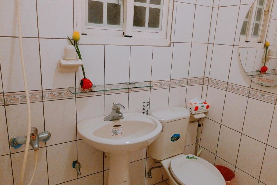 Photo of Bathroom in Gukeng