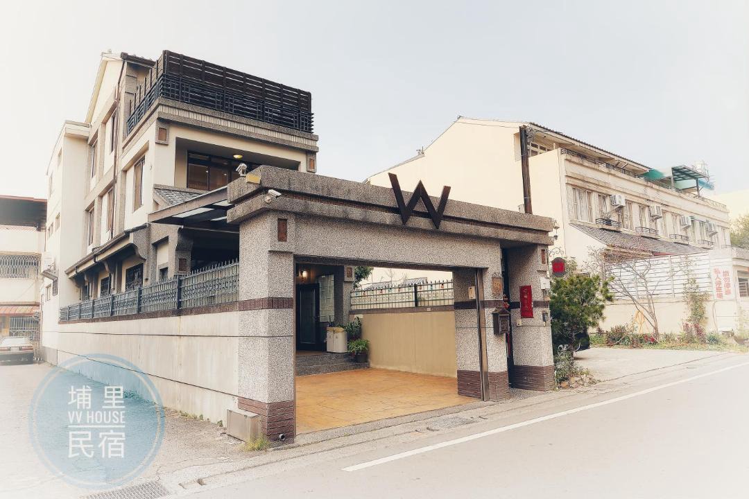 Photo of Buildings in Puli