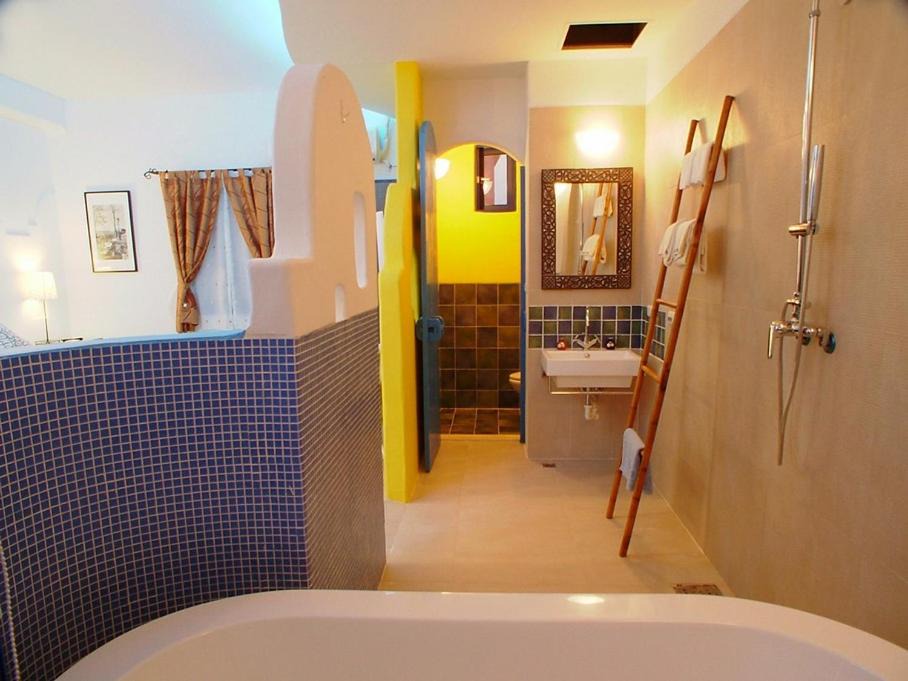 Photo of Bathroom in Sail Rock Beach