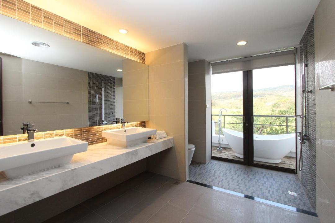 Photo of Bathroom in Big Beach