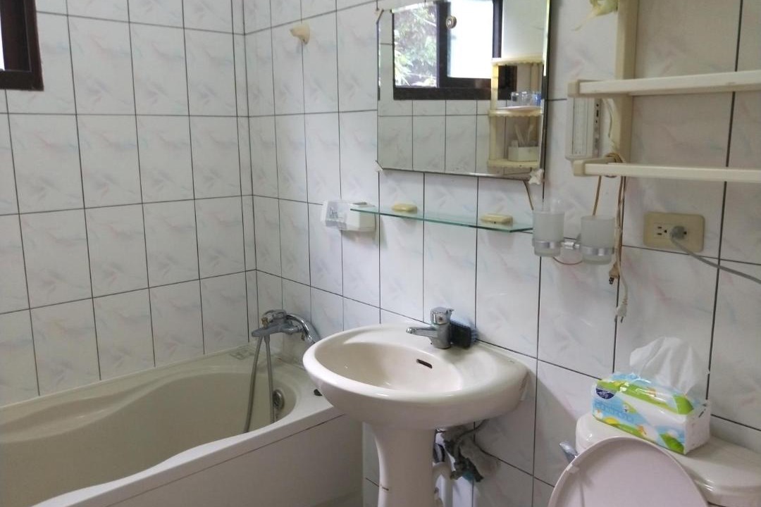 Photo of Bathroom in Shuili