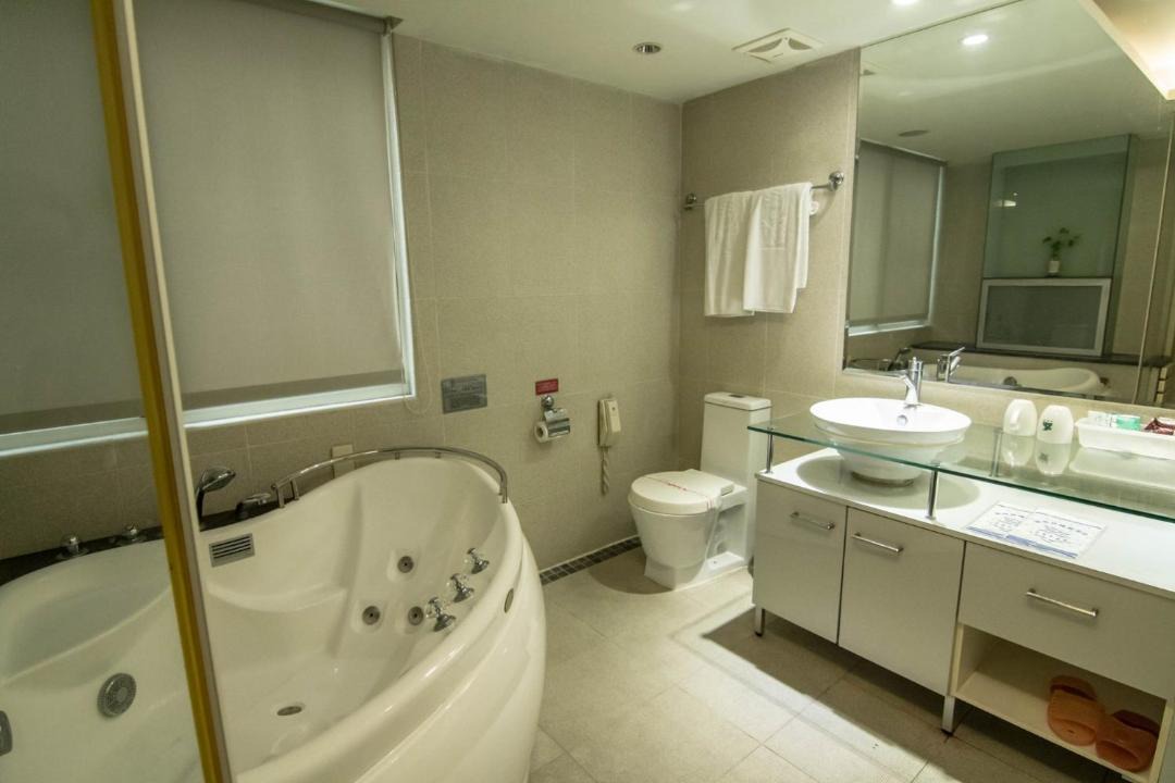 Photo of Bathroom in Cianjin District