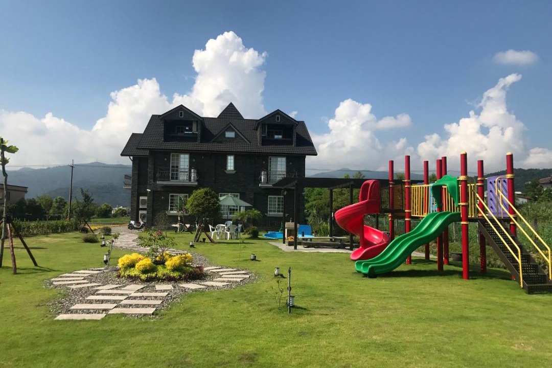 Photo of Buildings in Dongshan