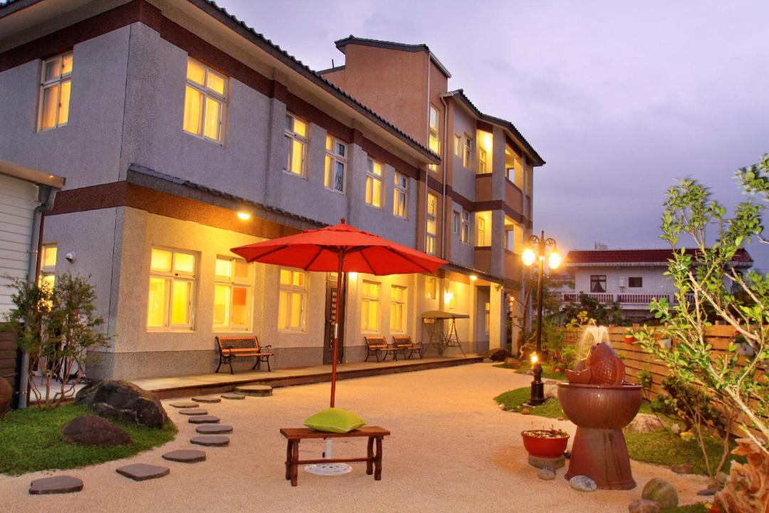 Photo of Buildings in Dongshan