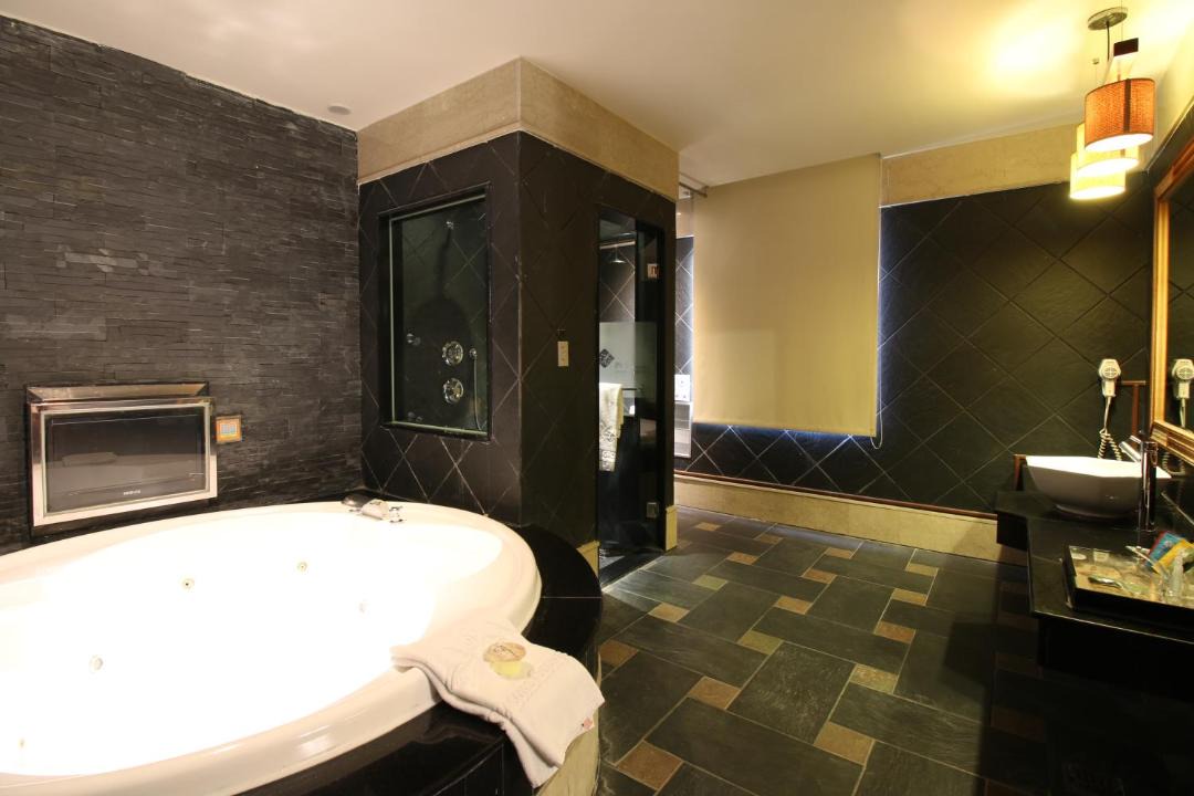 Photo of Bathroom in Gushan District