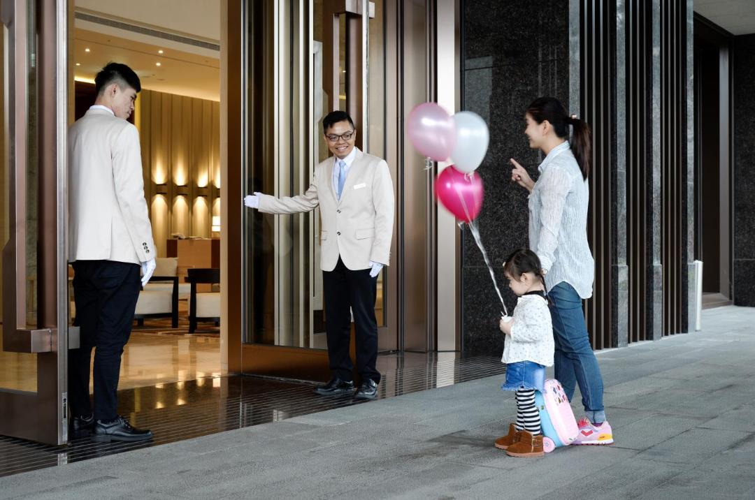Photo of Human In Picture in Luodong