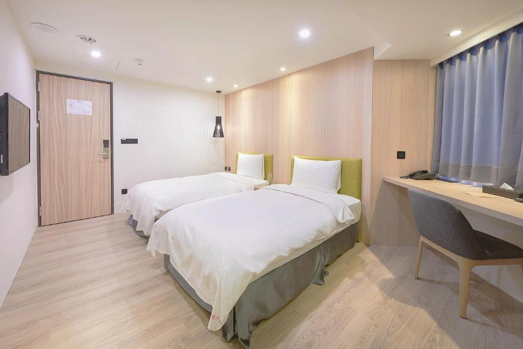 Photo of Bedroom in West District