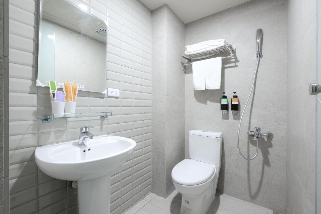 Photo of Bathroom in Xitun District