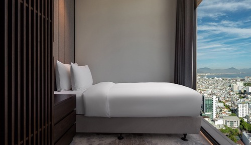 Junior Suite, Multiple Beds, Club Lounge Access, River View