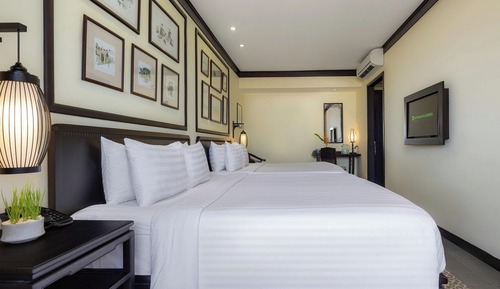 Family Room, Multiple Beds, Balcony, Partial Ocean View