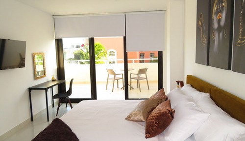 Deluxe Suite (Takh A)