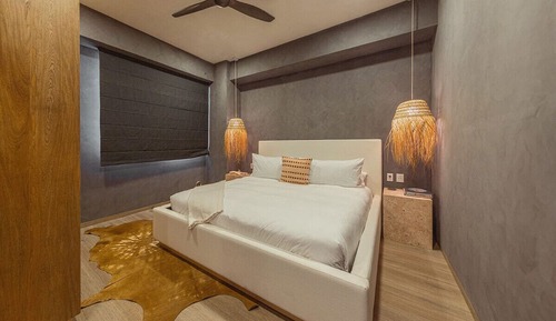 Deluxe Condo, 2 Bedrooms, Beach View 305