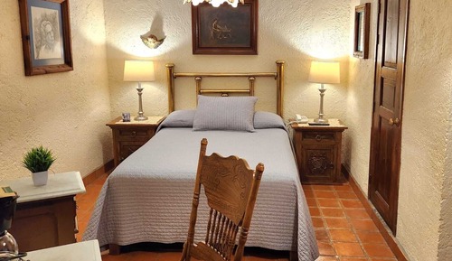 Basic Room, 1 Double Bed