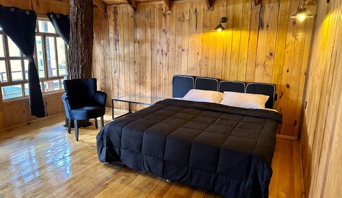 Superior Cabin