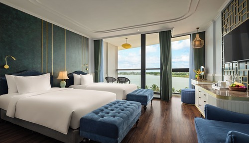 Premier Deluxe River View