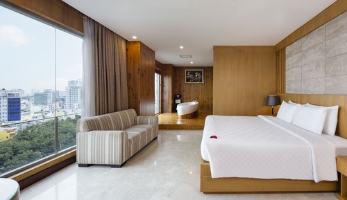 Panorama Suite with City View and Daily Afternoon tea