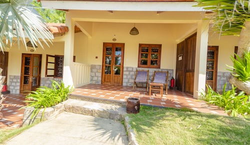 Deluxe Room, Partial Sea View