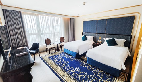 Classic Room, 2 Twin Beds (Golden)