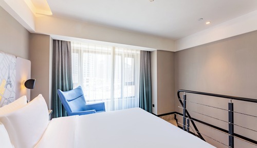 Superior Suite, 1 King Bed (Duplex)