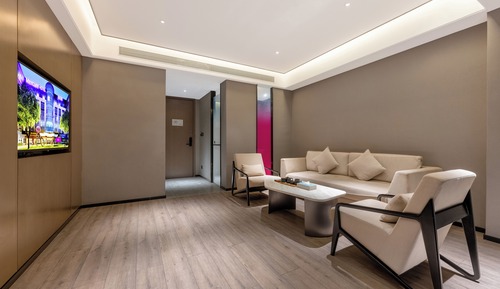 Privilege, Suite, 1 King Bed