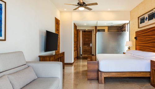Deluxe Room, 1 King Bed with Sofa bed, Balcony, Bay View (All-Inclusive)